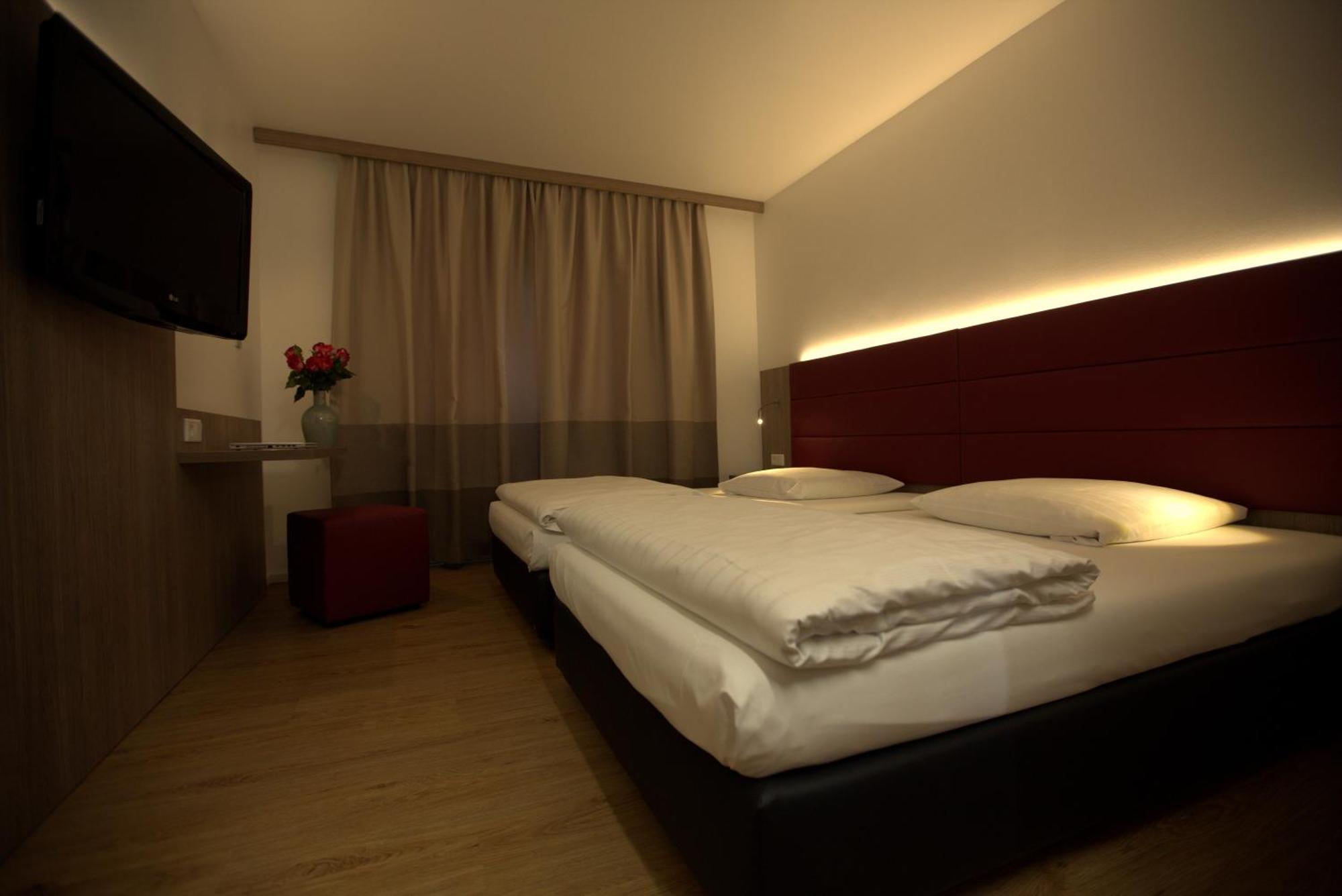 Double Room,690304524:JPEG